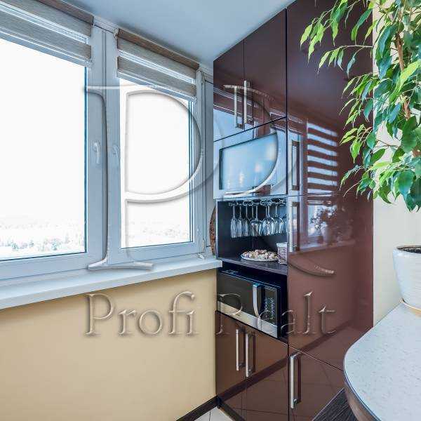 Продажа 2-комнатной квартиры 59 м², Николая Матеюка ул., 5А