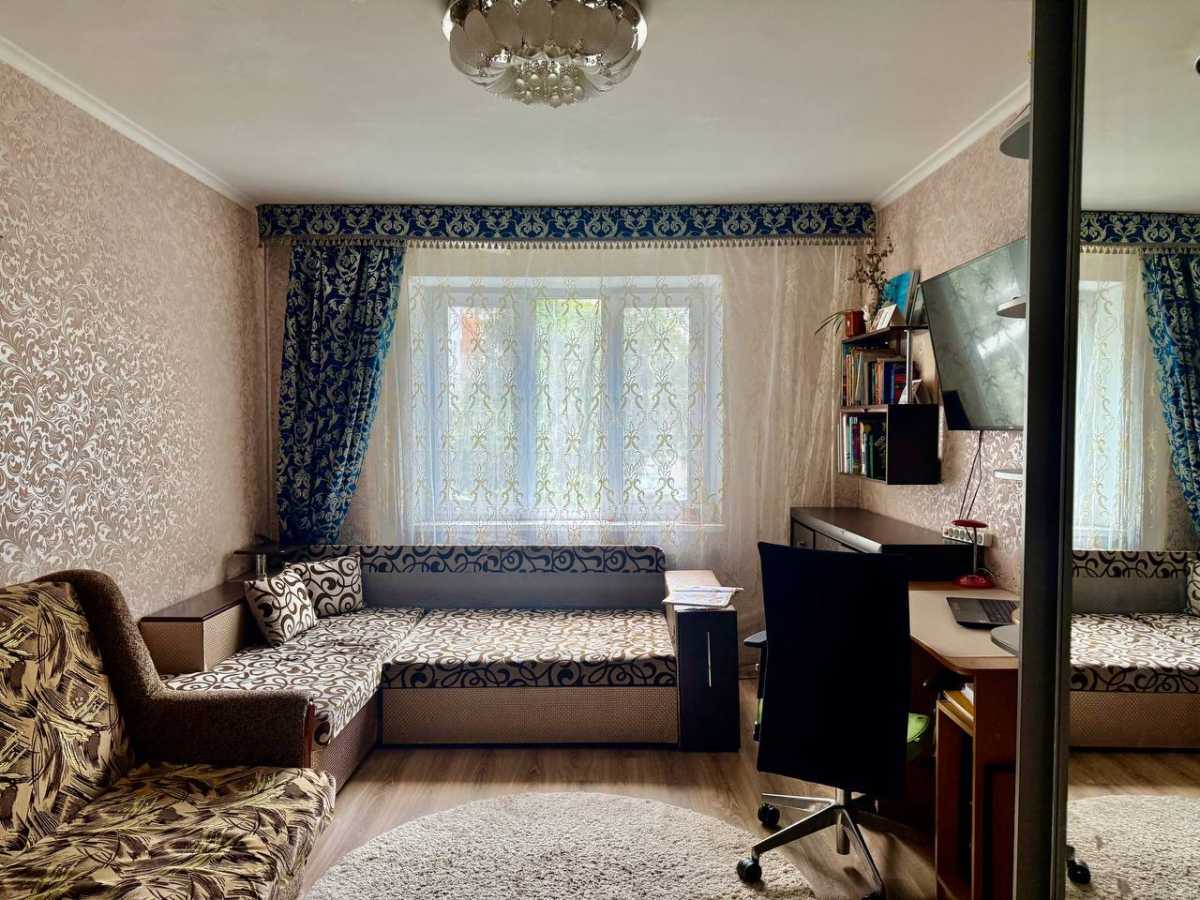 Продажа 3-комнатной квартиры 71 м², Леваневского ул., 8/7