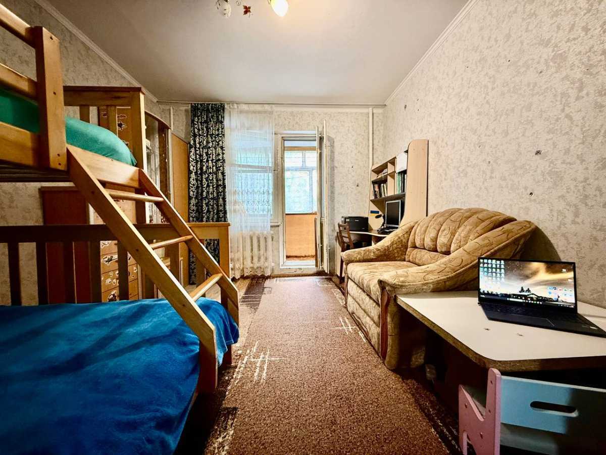 Продажа 3-комнатной квартиры 71 м², Леваневского ул., 8/7