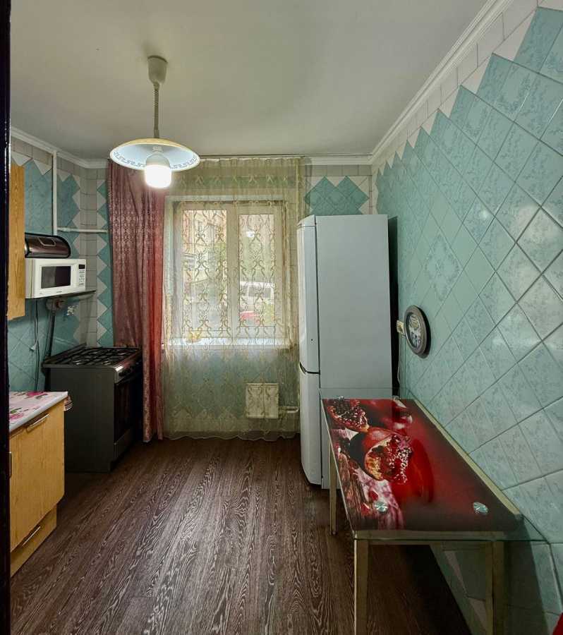 Продажа 3-комнатной квартиры 71 м², Леваневского ул., 8/7