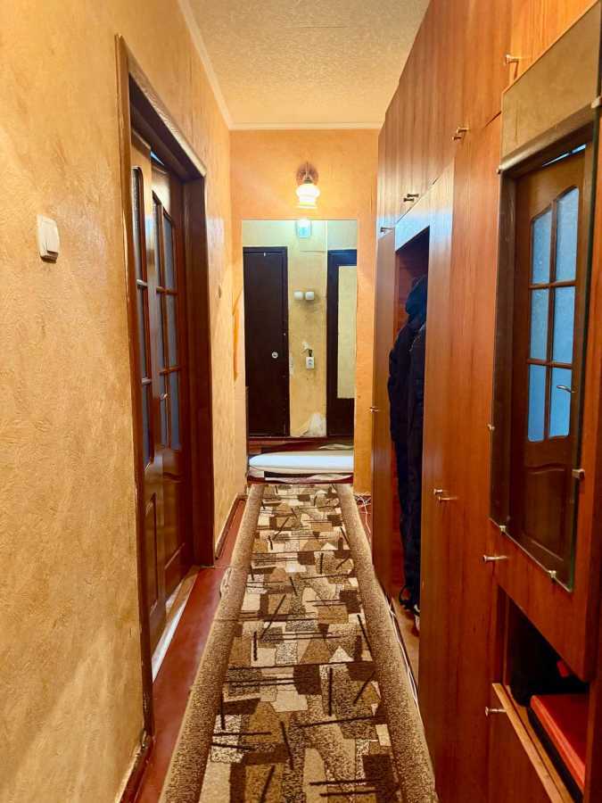 Продажа 3-комнатной квартиры 71 м², Леваневского ул., 8/7