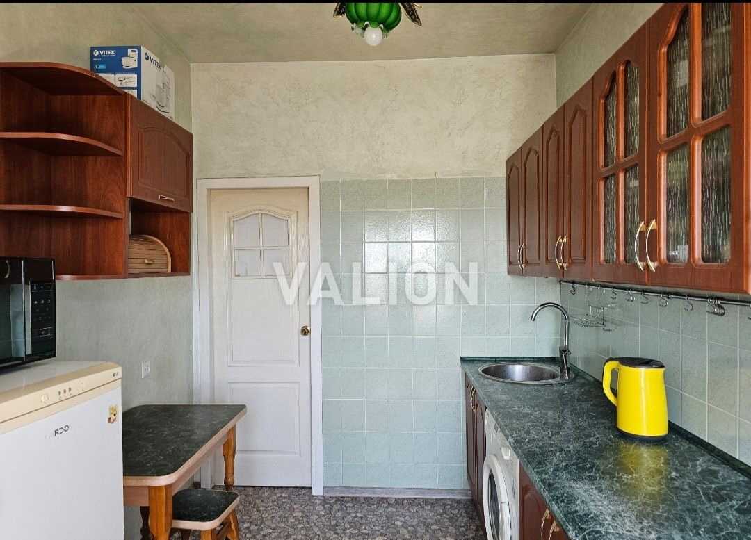 Продажа 4-комнатной квартиры 75 м², Тульчинская ул., 7