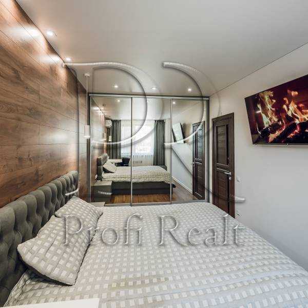 Продажа 1-комнатной квартиры 50 м², Березневая ул., 46