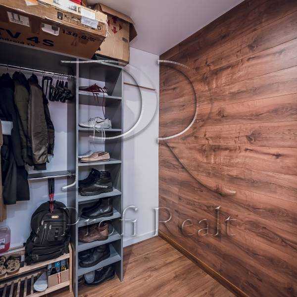 Продажа 1-комнатной квартиры 50 м², Березневая ул., 46