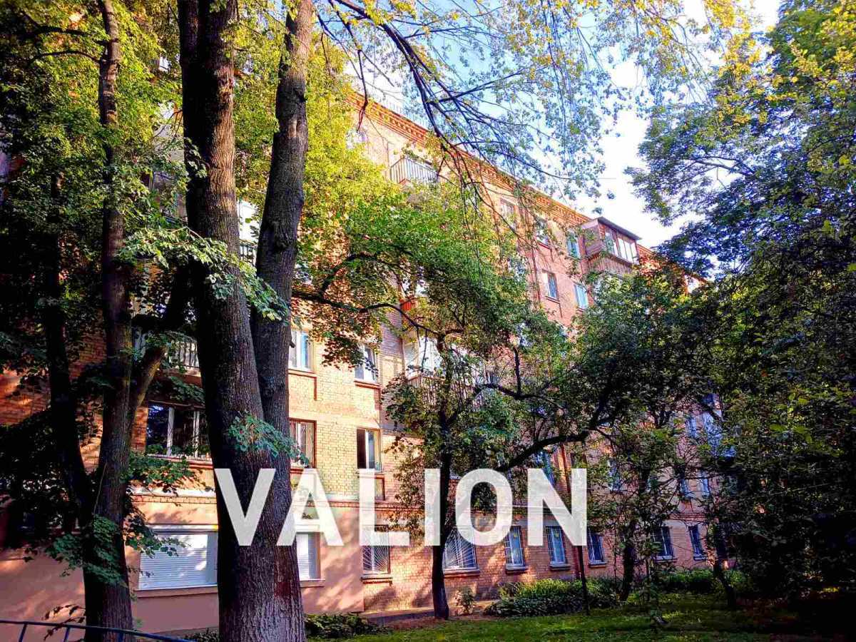 Продажа 2-комнатной квартиры 42 м², Кловский спуск, 14Б
