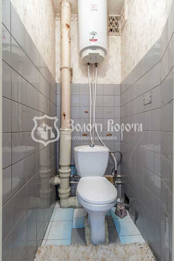 Продажа 2-комнатной квартиры 54 м², Сержа Лифаря ул., 17