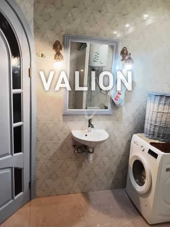 Продажа 2-комнатной квартиры 76 м², Победы просп., 9