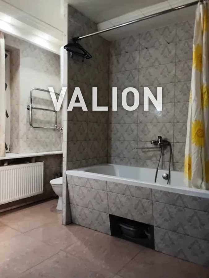 Продажа 2-комнатной квартиры 76 м², Победы просп., 9