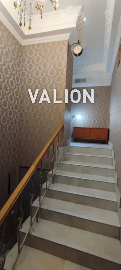Продажа 2-комнатной квартиры 76 м², Победы просп., 9
