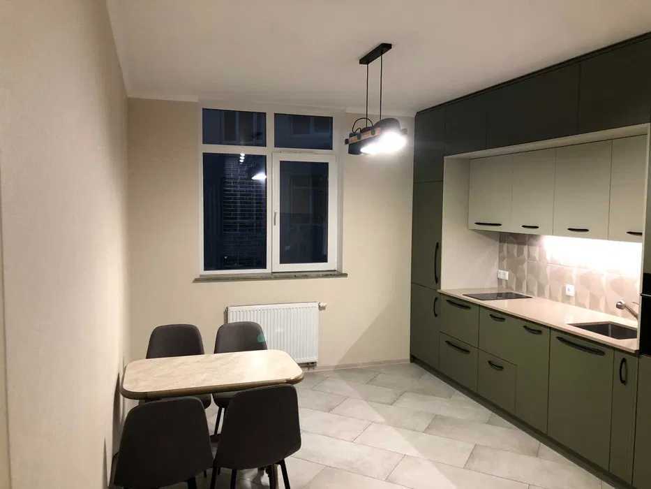 Аренда 3-комнатной квартиры 83 м², Елены Пчилки ул., 7
