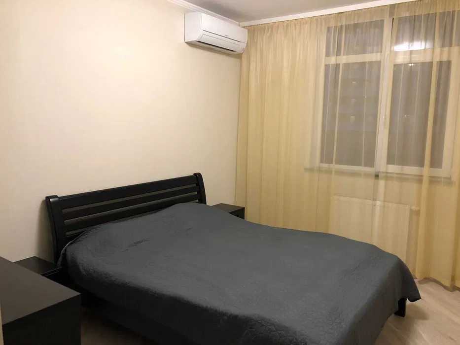 Аренда 3-комнатной квартиры 83 м², Елены Пчилки ул., 7