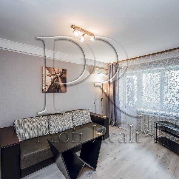 Продаж 1-кімнатної квартири 28 м², Ігоря Турчина вул., 4