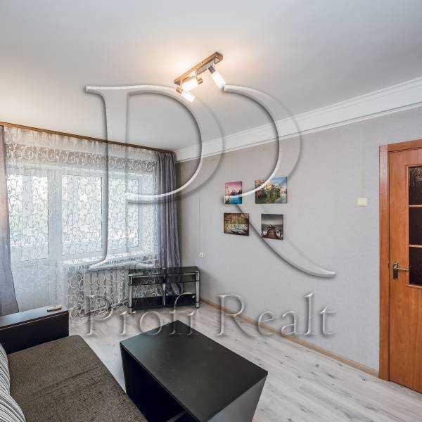Продаж 1-кімнатної квартири 28 м², Ігоря Турчина вул., 4
