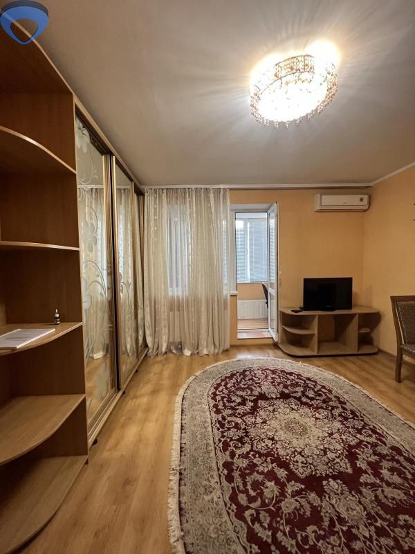 Аренда 1-комнатной квартиры 42 м², Академика Королева ул., 50