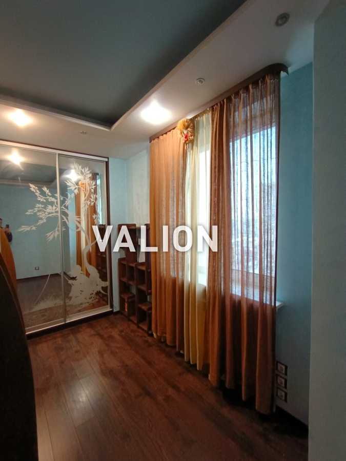 Продаж 2-кімнатної квартири 65 м², Кольцова бул., 14К