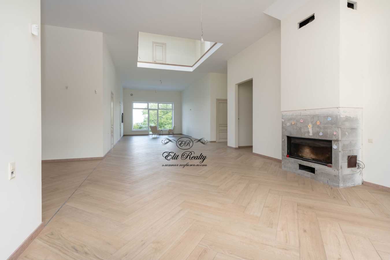 Продажа дома 1035 м², Ватутина ул.