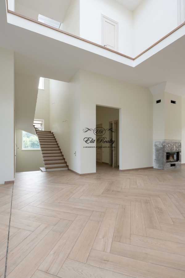 Продажа дома 1035 м², Ватутина ул.