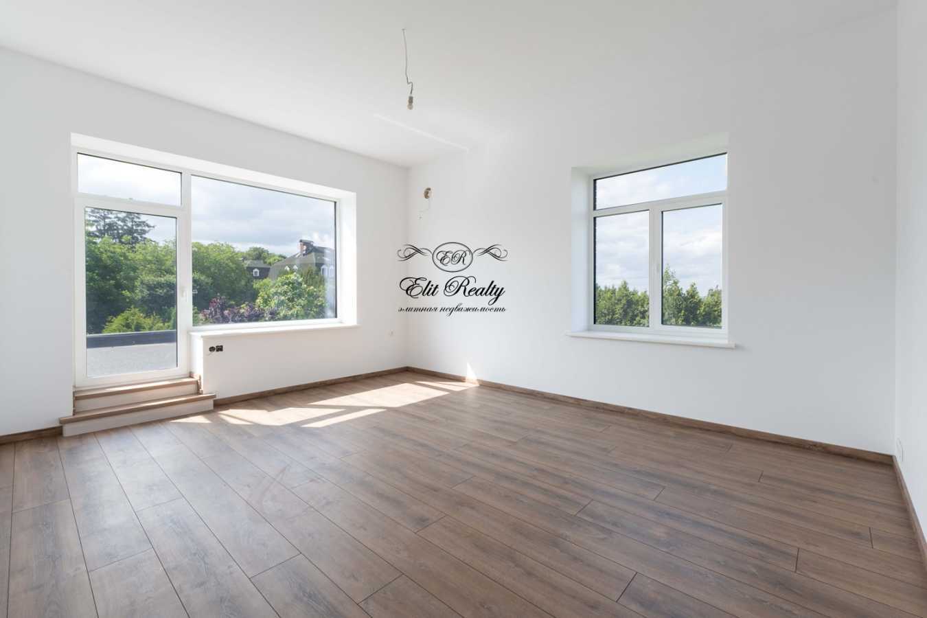 Продажа дома 1035 м², Ватутина ул.