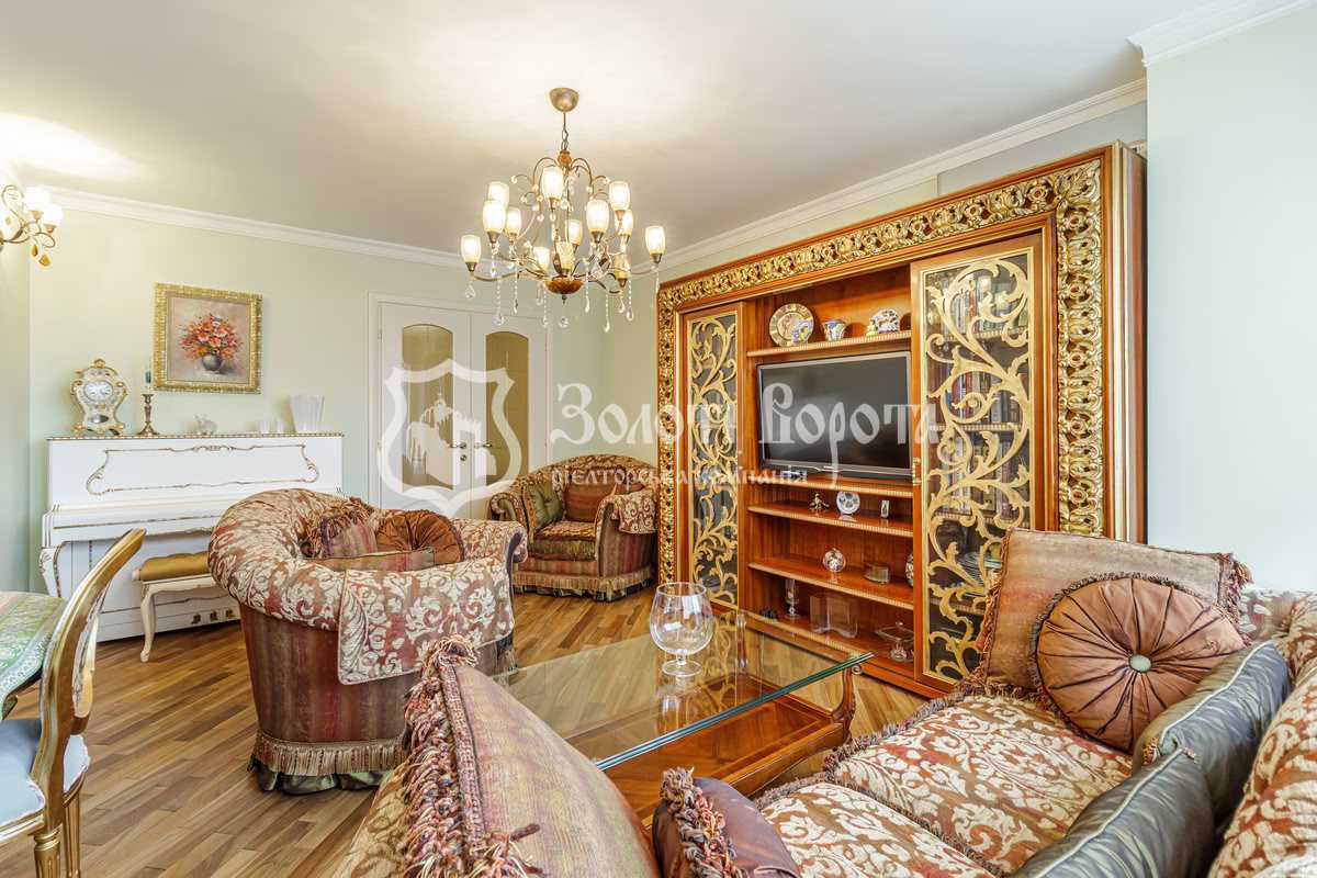 Продаж 4-кімнатної квартири 107.6 м², Ярославський пров., 7/9