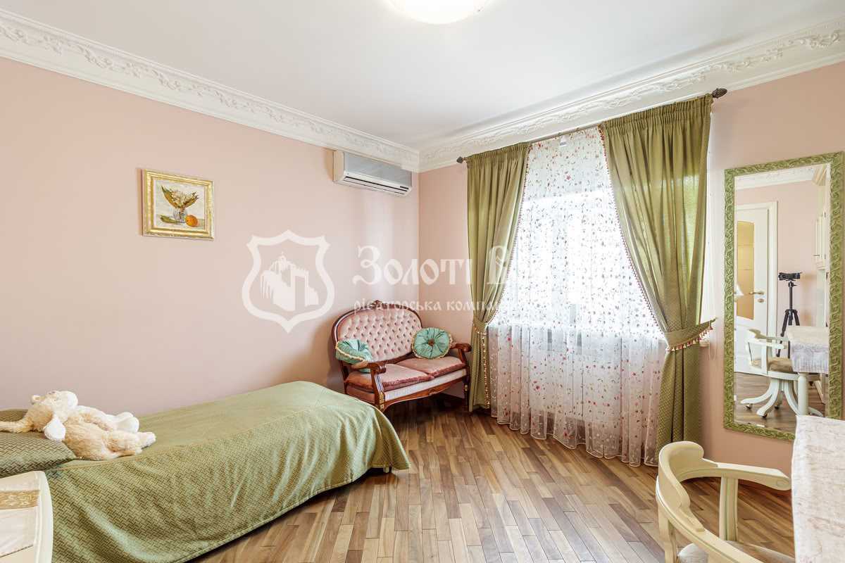 Продаж 4-кімнатної квартири 107.6 м², Ярославський пров., 7/9