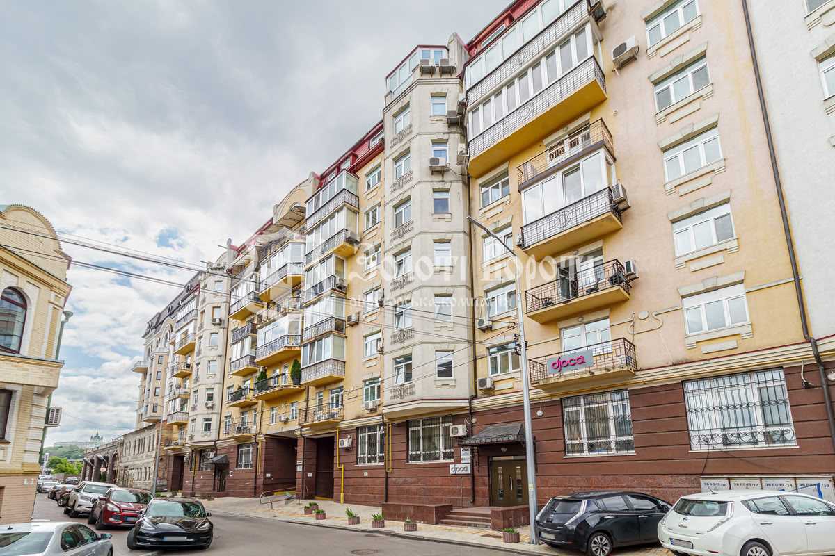 Продаж 4-кімнатної квартири 107.6 м², Ярославський пров., 7/9