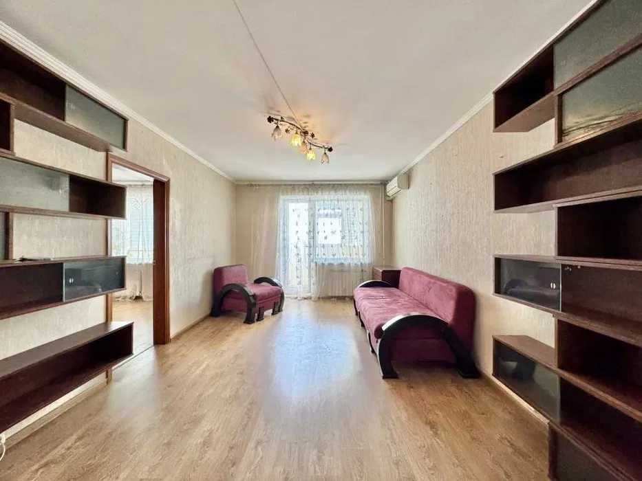 Продажа 4-комнатной квартиры 85 м², Николая Закревского ул., 23