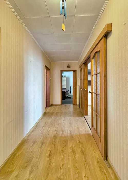 Продажа 4-комнатной квартиры 85 м², Николая Закревского ул., 23