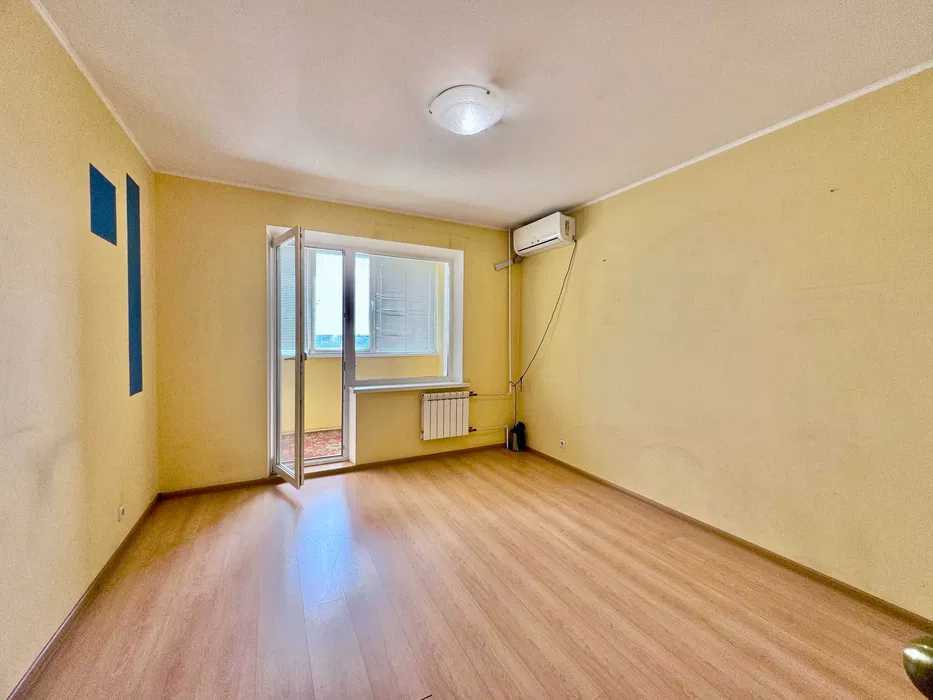 Продажа 4-комнатной квартиры 85 м², Николая Закревского ул., 23