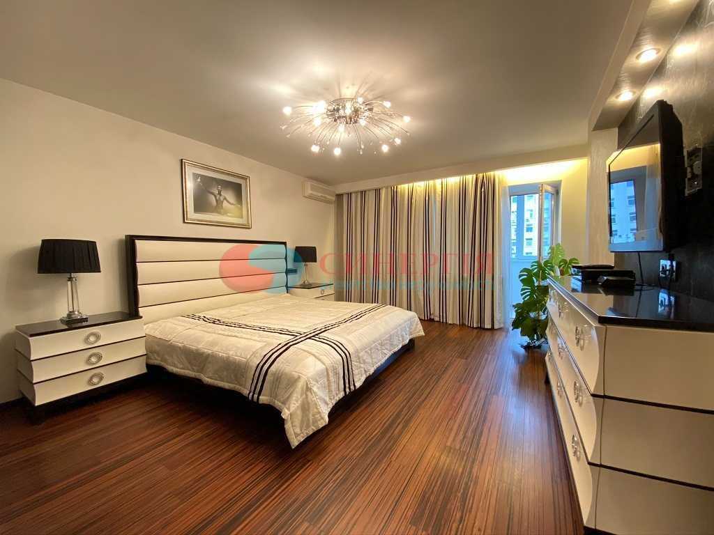 Продажа 2-комнатной квартиры 78 м², Саксаганского ул., 7