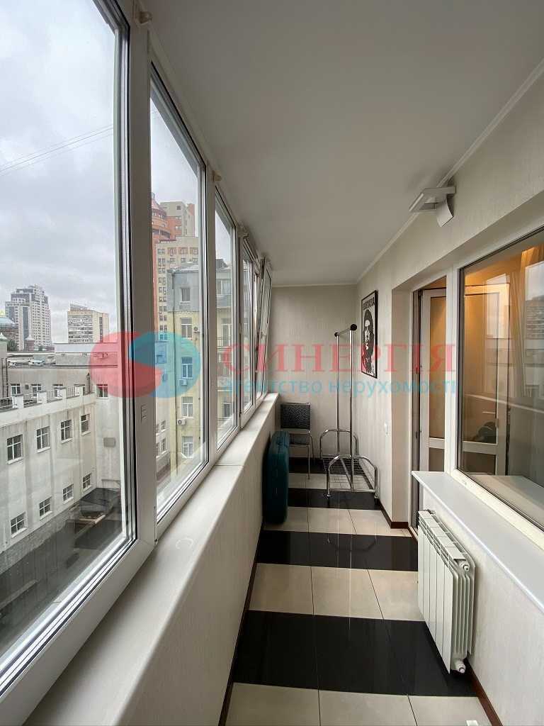 Продажа 2-комнатной квартиры 78 м², Саксаганского ул., 7