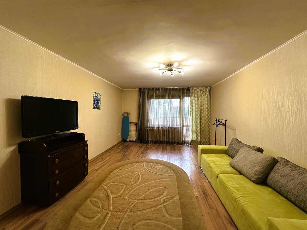 Продажа 2-комнатной квартиры 78 м², Дарницкий бул., 10