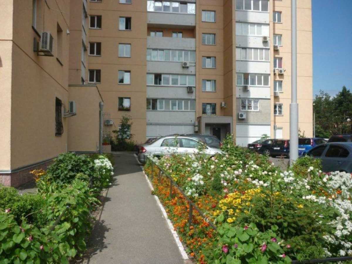 Продажа 2-комнатной квартиры 78 м², Дарницкий бул., 10