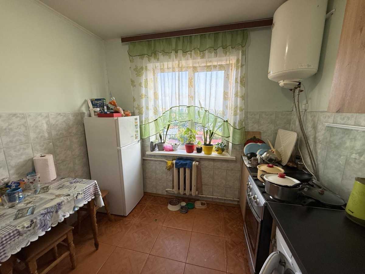 Продаж 2-кімнатної квартири 54.5 м², Семенівська вул., 11