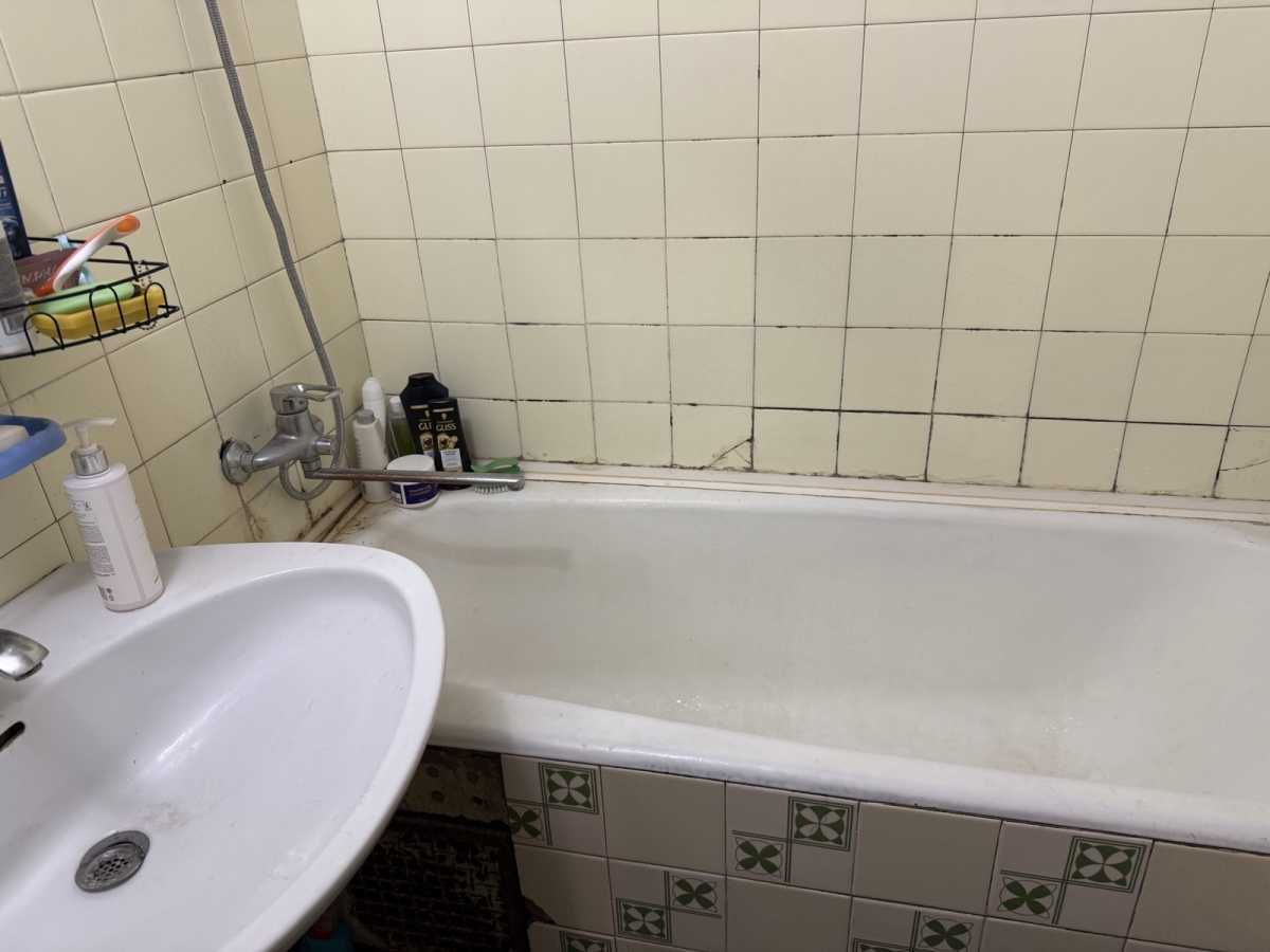 Продаж 2-кімнатної квартири 54.5 м², Семенівська вул., 11
