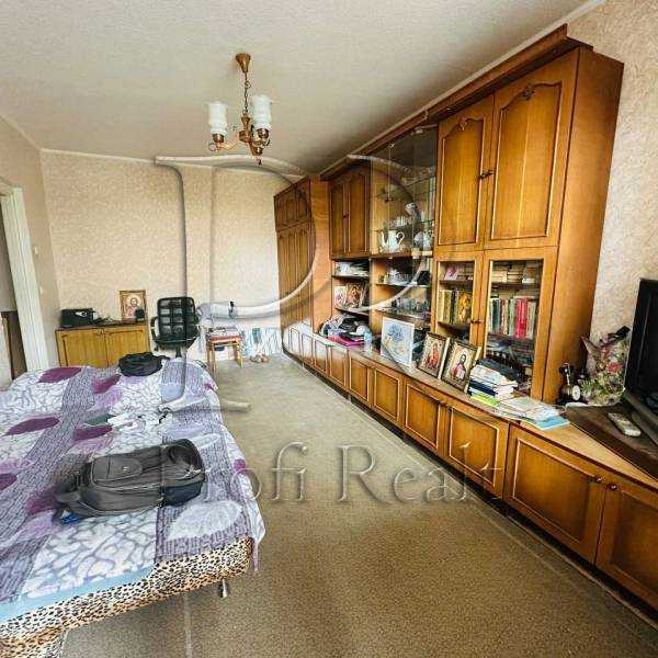 Продажа 1-комнатной квартиры 43 м², Ирпенская ул., 63/5