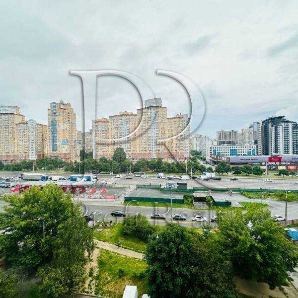 Продажа 1-комнатной квартиры 43 м², Ирпенская ул., 63/5