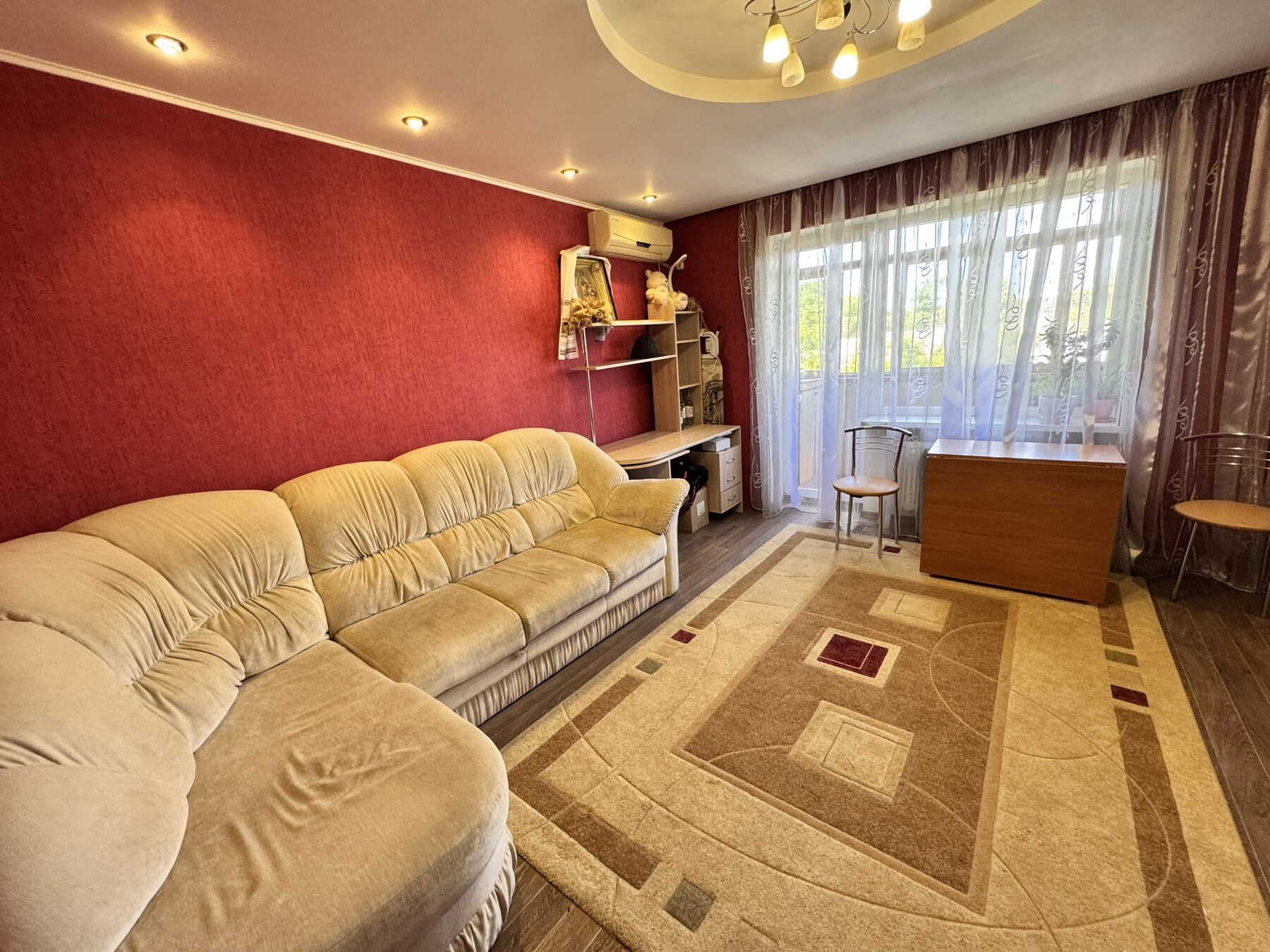 Продаж 3-кімнатної квартири 63 м², Гладкова вул.