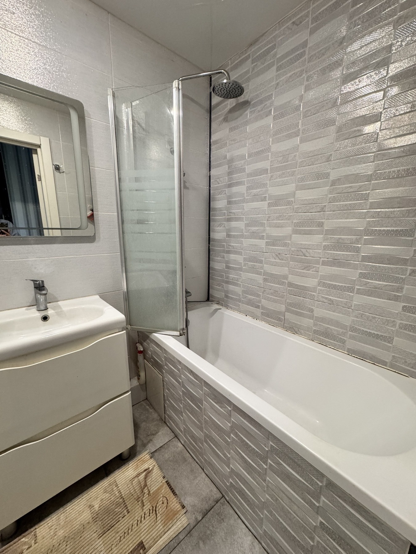 Продаж 3-кімнатної квартири 63 м², Гладкова вул.