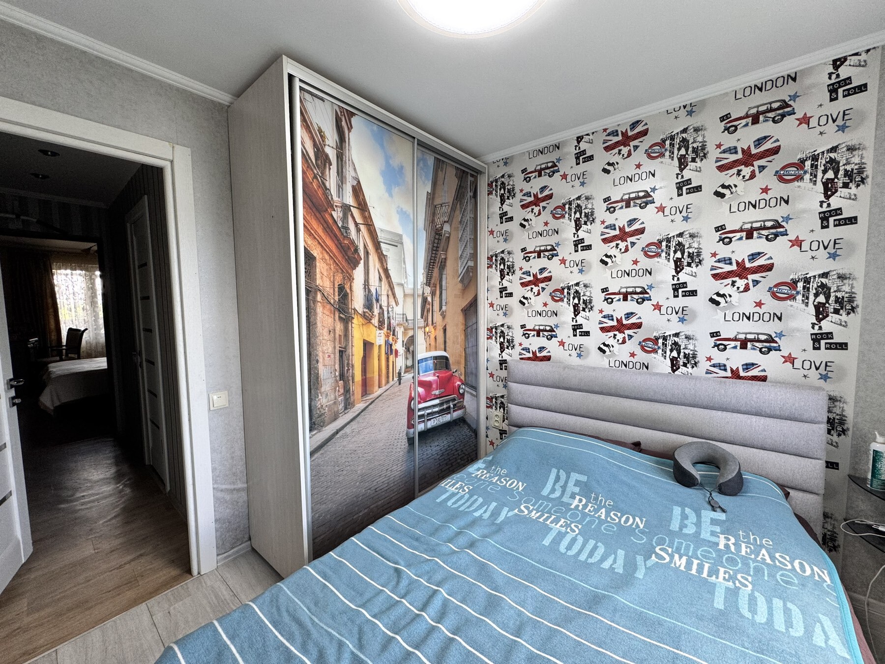 Продаж 3-кімнатної квартири 63 м², Гладкова вул.
