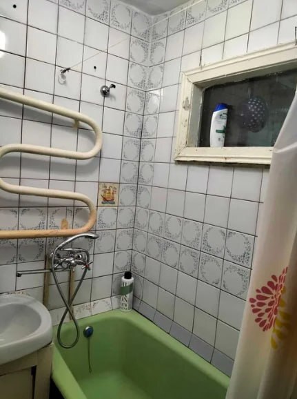 Продаж 2-кімнатної квартири 44 м², Троїцька вул.