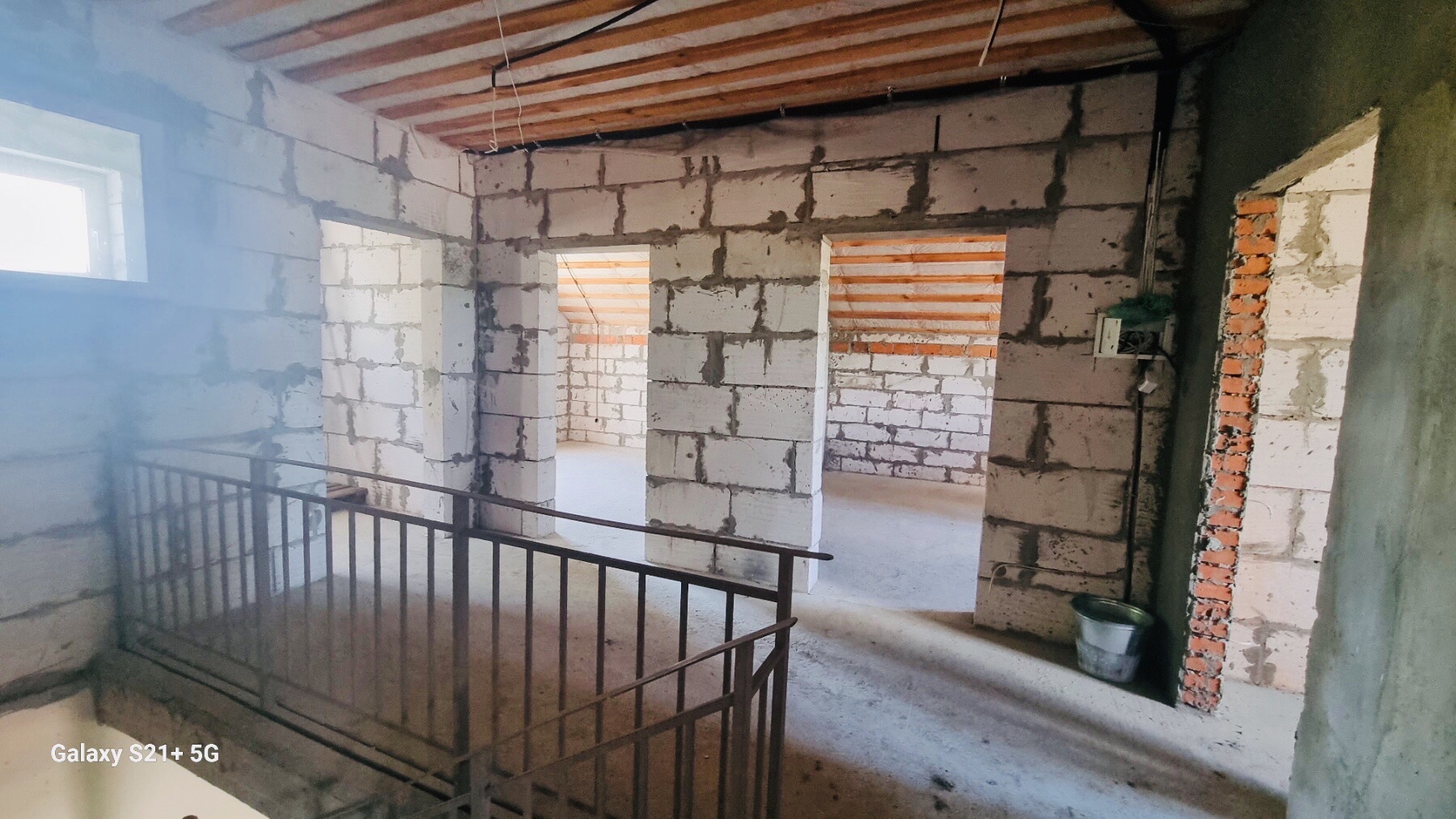 Продаж будинку 180 м²