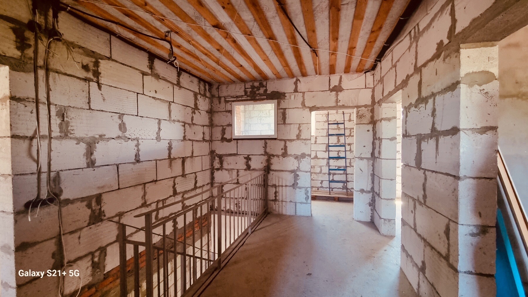 Продаж будинку 180 м²
