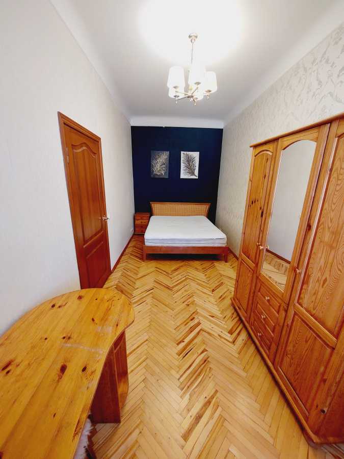 Оренда 2-кімнатної квартири 60 м², Софіївська вул., 4