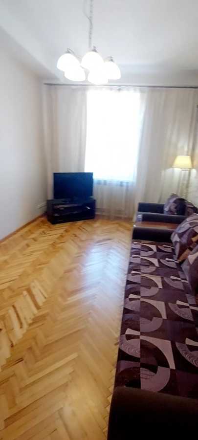 Оренда 2-кімнатної квартири 60 м², Софіївська вул., 4