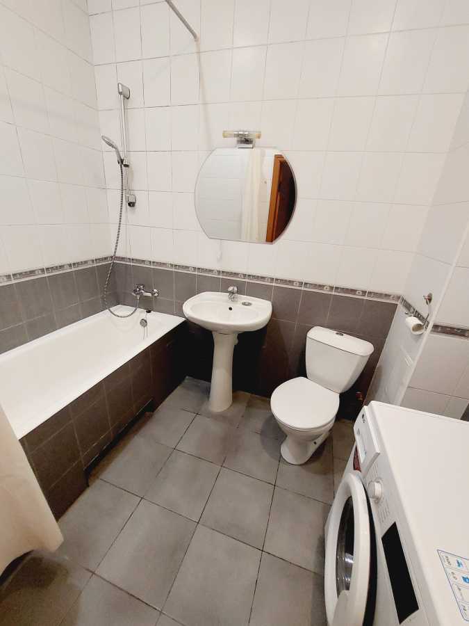 Оренда 2-кімнатної квартири 60 м², Софіївська вул., 4