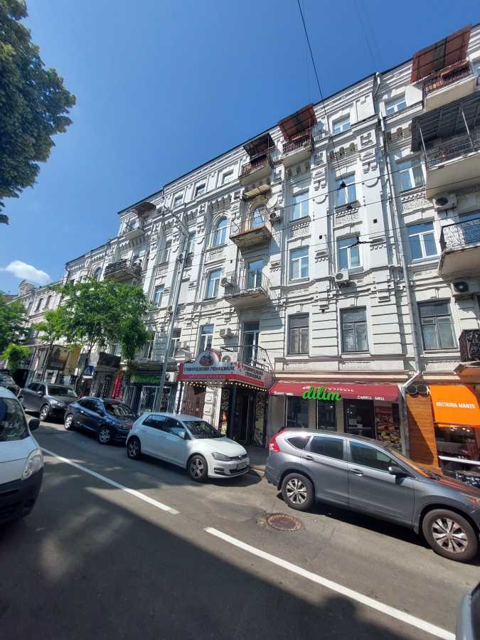 Оренда 2-кімнатної квартири 60 м², Софіївська вул., 4