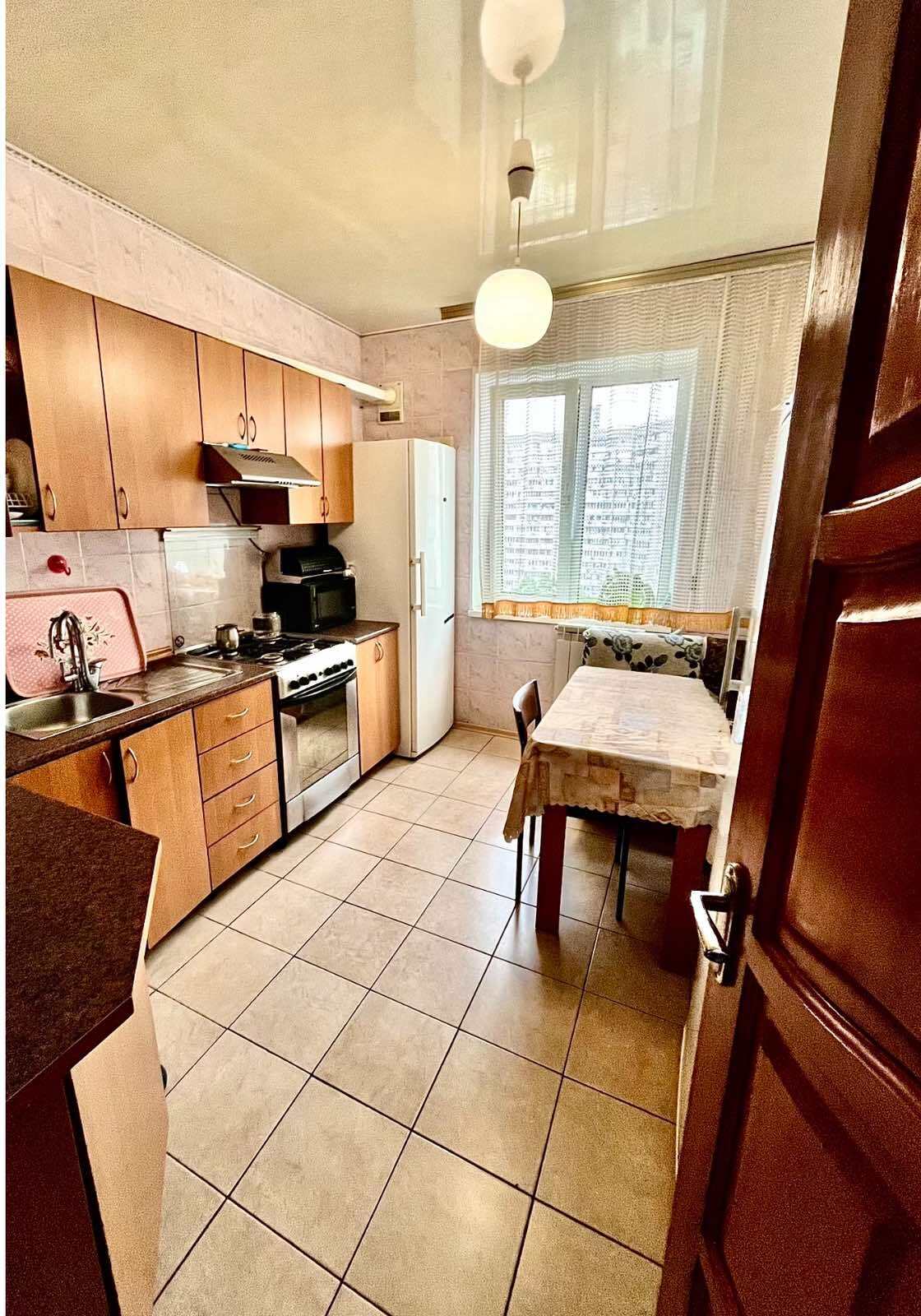 Продажа 3-комнатной квартиры 77 м², Петра Григоренко просп., 19