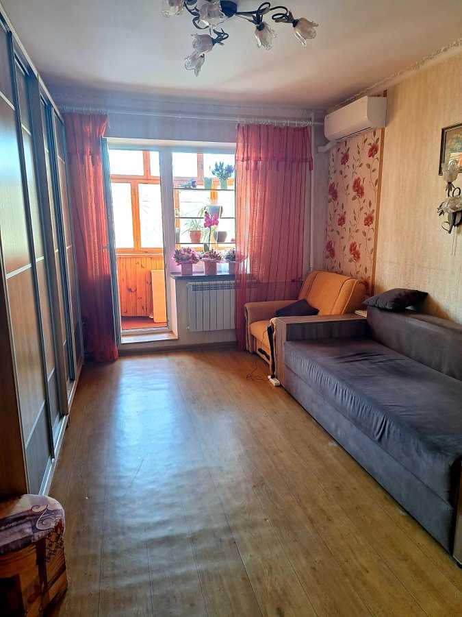 Продажа 3-комнатной квартиры 69 м², Героев Днепра ул., 35