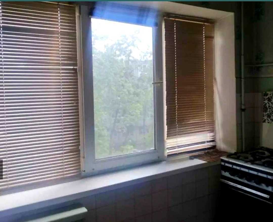 Продаж 1-кімнатної квартири 30 м², Братиславська вул., 20А
