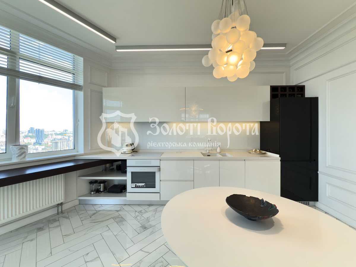Продаж 2-кімнатної квартири 85 м², Генерала Шаповала вул., 2А
